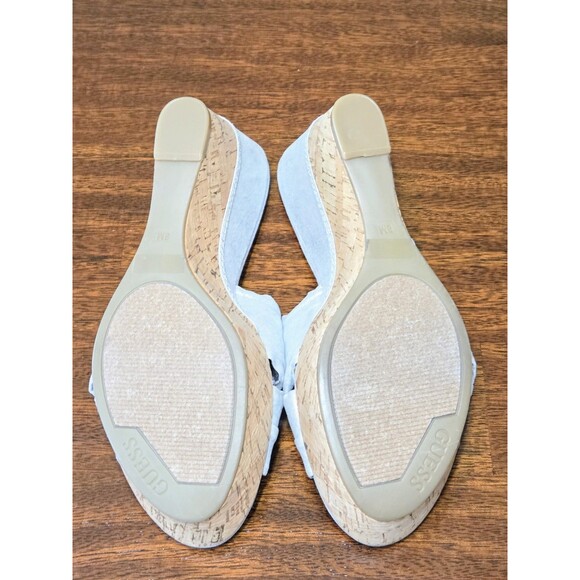 GUESS Silver Metallic Bow Wedge Sandals‎ Women's Size 8M Peep Toe Cork Platform - Picture 5 of 7